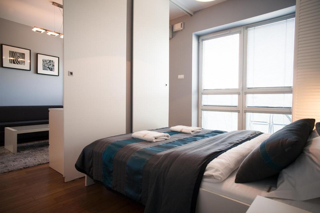 Platinum Towers Luxury Apartments Warsaw Exterior photo